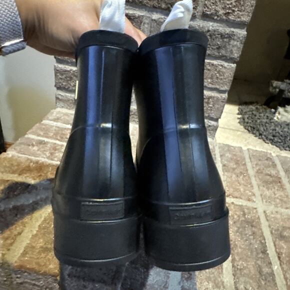 Calvin Klein Women Illea Rain Boot Size 9 Black - Picture 5 of 13
